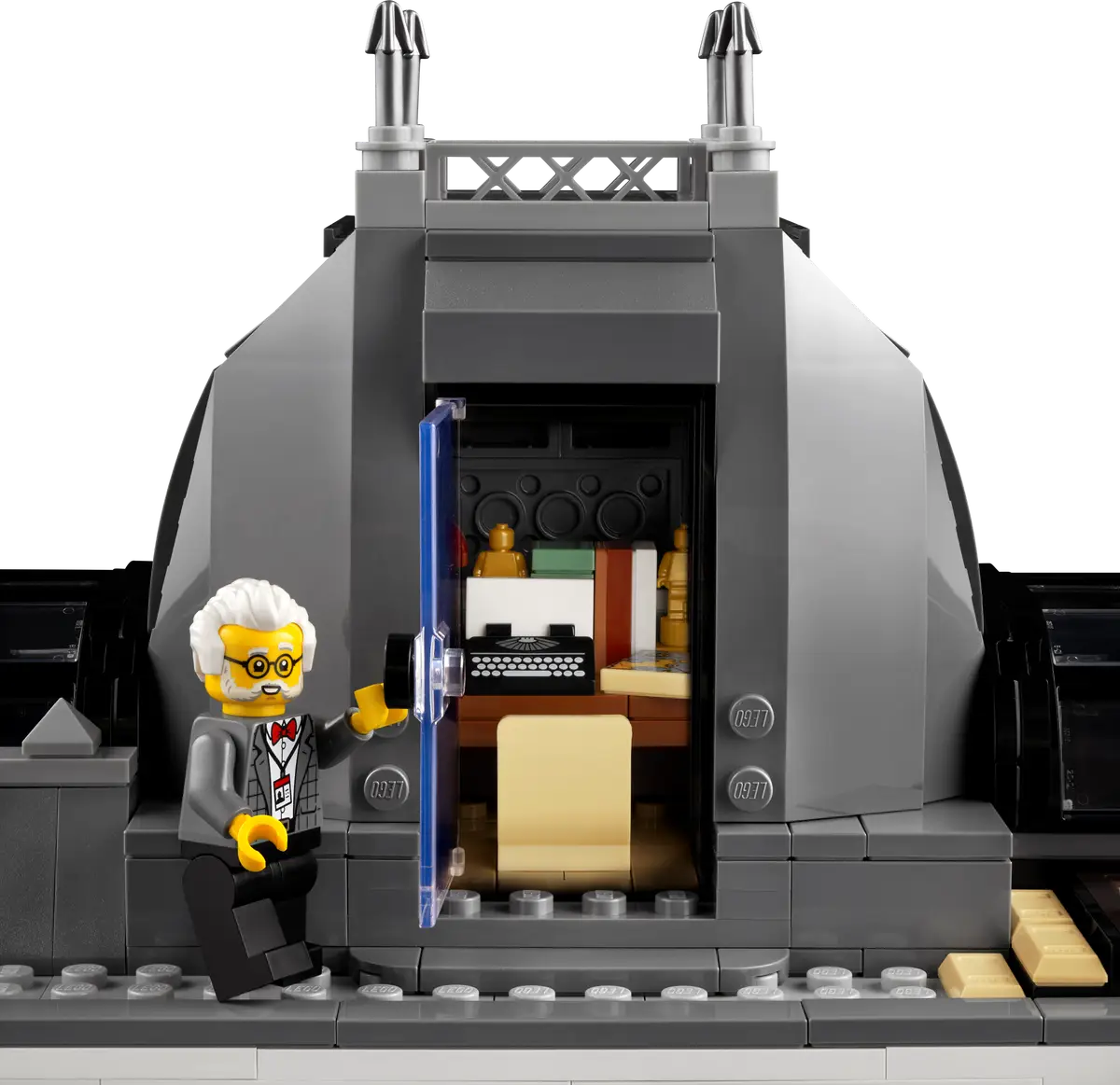 LEGO® Icons Natural History Museum (10326)