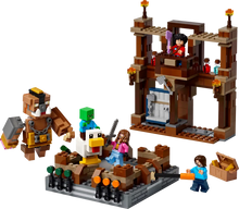 LEGO® Minecraft® Woodland Mansion Fighting Ring (21272)
