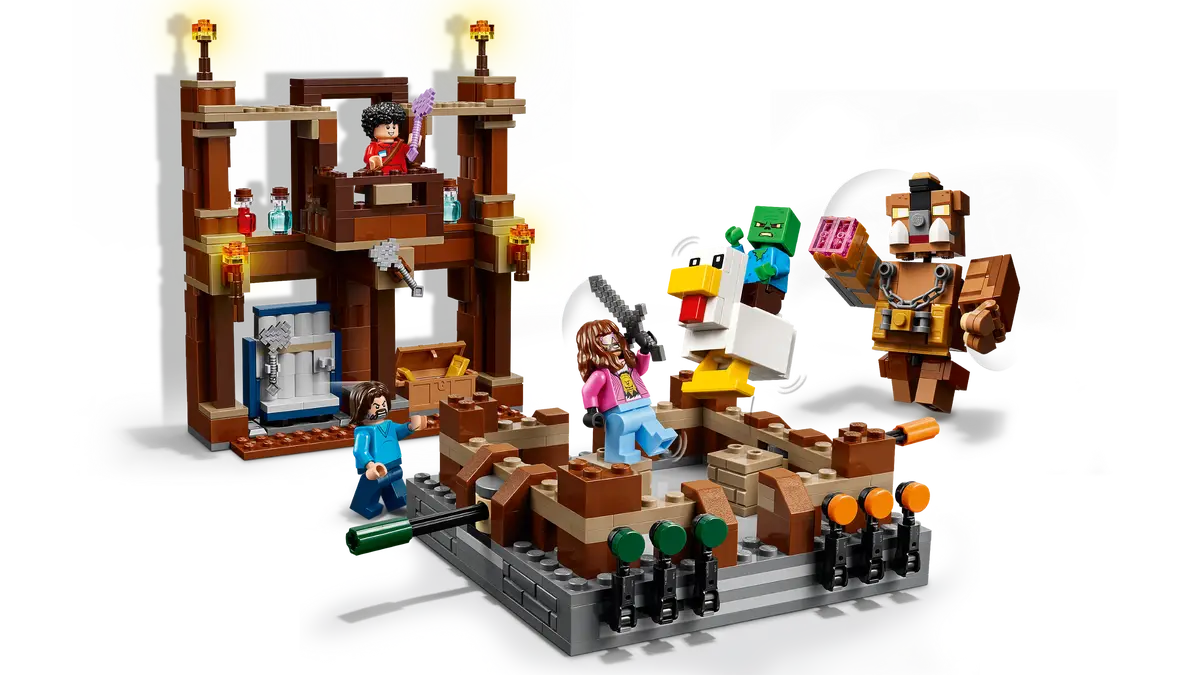 LEGO® Minecraft® Woodland Mansion Fighting Ring (21272)