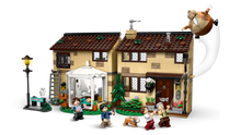 LEGO® Harry Potter™ Privet Drive: Aunt Marge's Visit (76451)