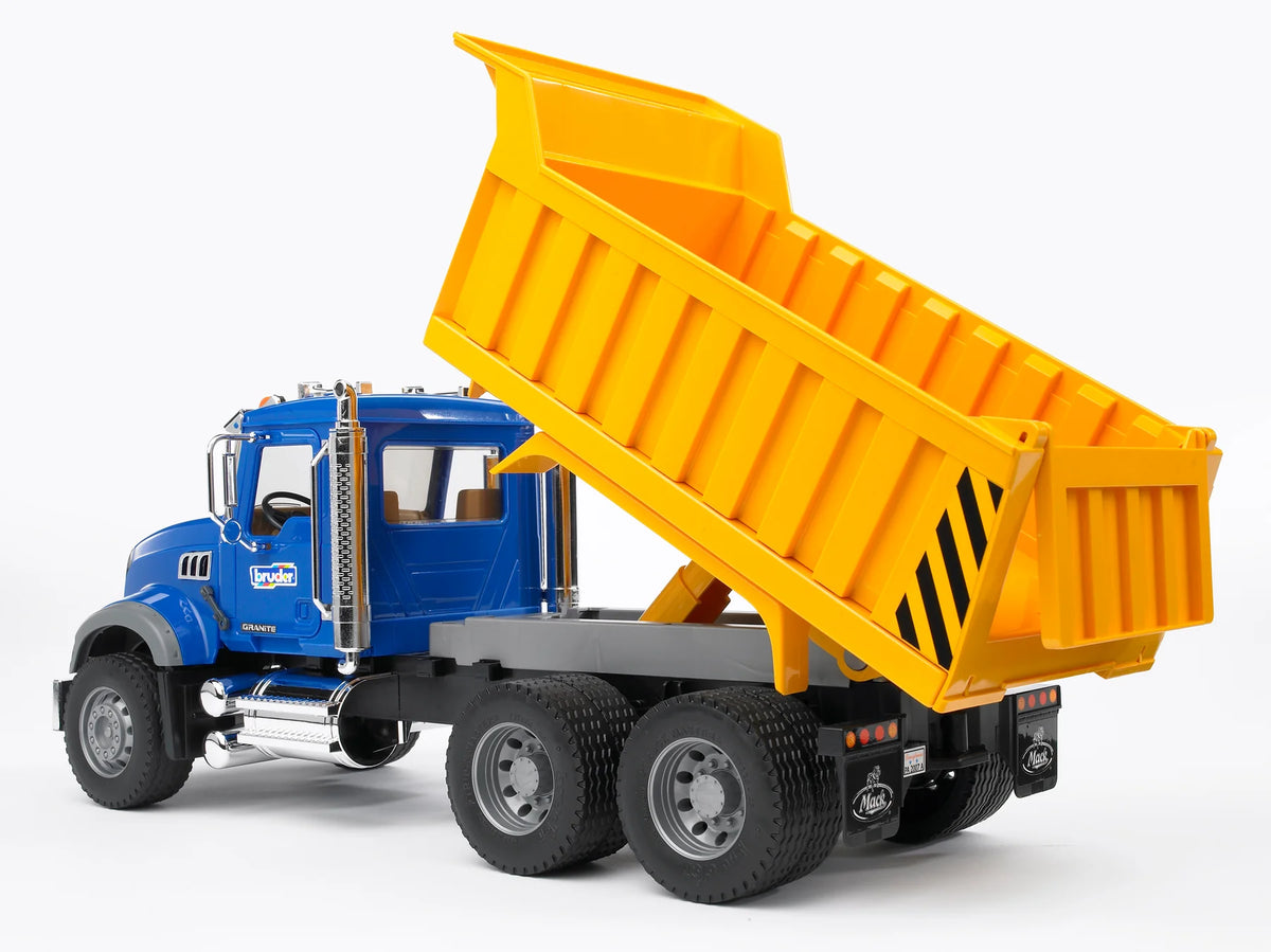 Bruder 02815 MACK Granite Dump Truck 24.12.8